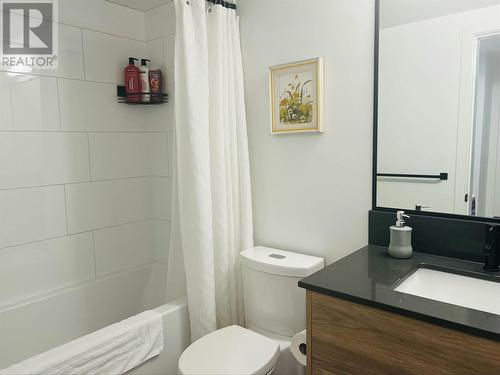 1471 St Paul Street Unit# 905, Kelowna, BC - Indoor Photo Showing Bathroom