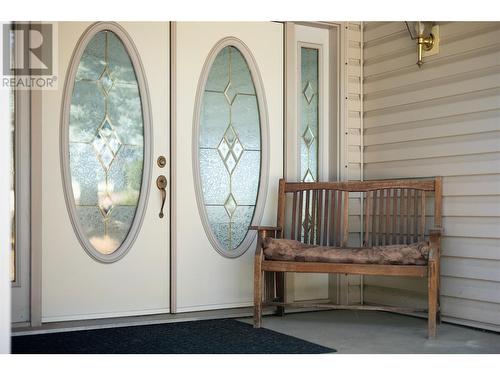 8827 Michael Drive, Coldstream, BC - Indoor Photo Showing Other Room