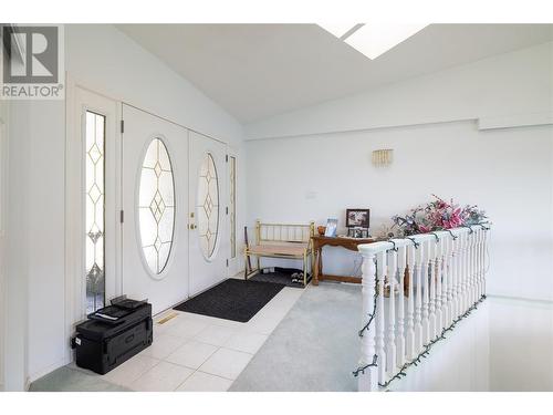 8827 Michael Drive, Coldstream, BC - Indoor Photo Showing Other Room