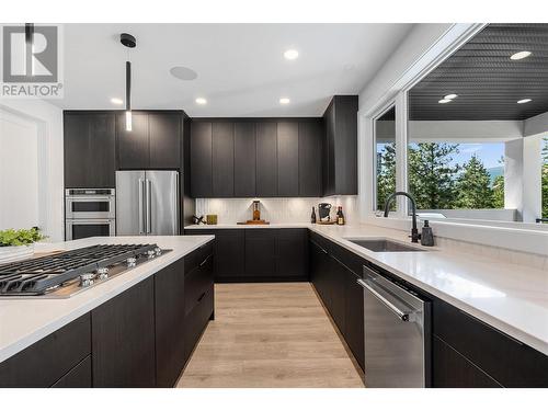 1528 Cabernet Way Lot# Lot 31, West Kelowna, BC - Indoor Photo Showing Kitchen With Upgraded Kitchen