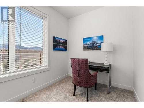 Similar Too - 610 Academy Way Unit# 117, Kelowna, BC - Indoor Photo Showing Office