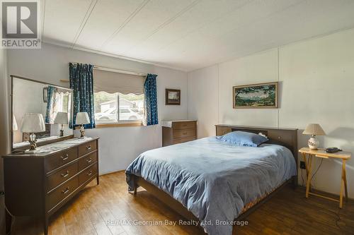 58 - 5263 Elliott Side Road, Tay, ON - Indoor Photo Showing Bedroom