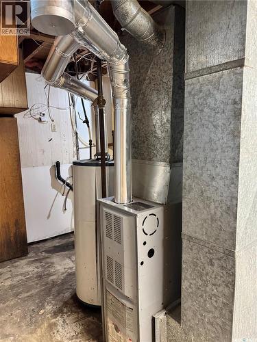 1157 Cameron Street, Regina, SK - Indoor Photo Showing Basement