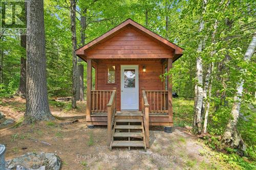53 Birdwood Lane, Mcdougall, ON - Outdoor With Deck Patio Veranda