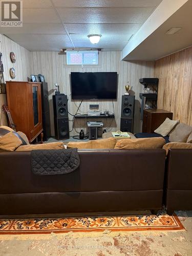 1123 Secord Avenue, Ottawa, ON - Indoor Photo Showing Other Room
