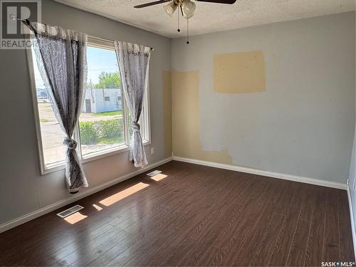 925 Isabelle Street, Estevan, SK - Indoor Photo Showing Other Room