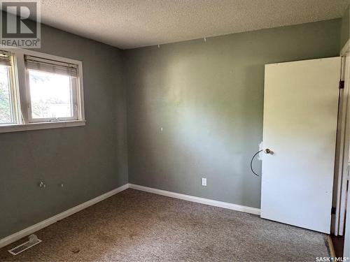 925 Isabelle Street, Estevan, SK - Indoor Photo Showing Other Room