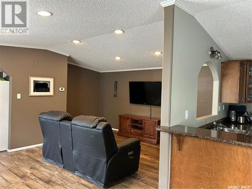 607 Beharrel Street, Oxbow, SK 