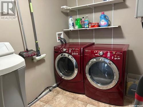 607 Beharrel Street, Oxbow, SK 