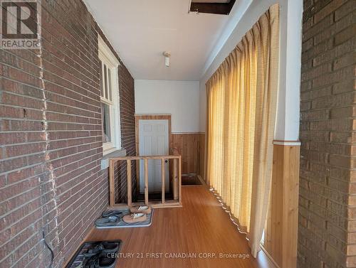 1169 Oxford Street E, London East (East G), ON - Indoor Photo Showing Other Room