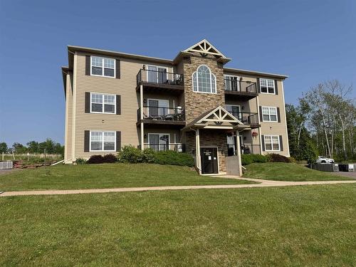 302 202 Shakespeare Drive, Stratford, PE 