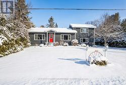 352 HIGHWAY 15  Rideau Lakes, ON K7A 0E5