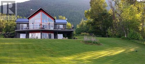 1067 Simmons Road, Creston, BC - Outdoor