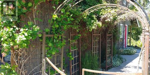 1067 Simmons Road, Creston, BC - Outdoor