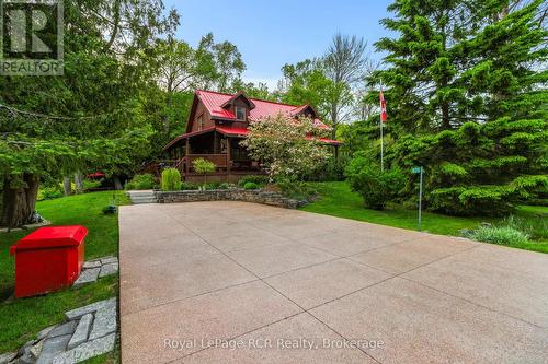 625 MALLORY BEACH ROAD  South Bruce Peninsula, ON N0H 2T0