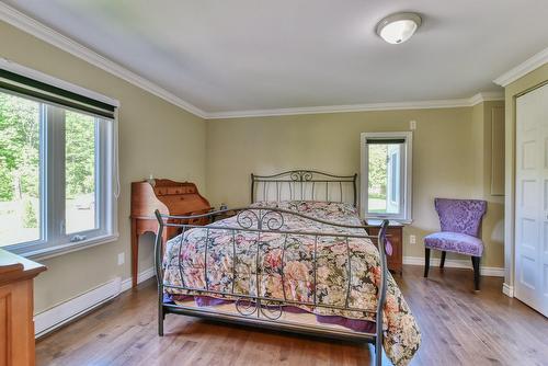 Primary bedroom - 14 Rue Duperré, Brownsburg-Chatham, QC - Indoor Photo Showing Bedroom