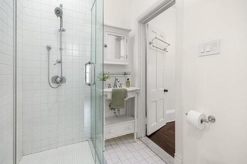 Salle de bains - 3982 Av. Laval, Montréal (Le Plateau-Mont-Royal), QC 