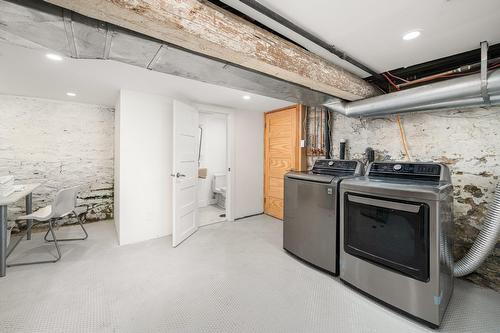 Basement - 3982 Av. Laval, Montréal (Le Plateau-Mont-Royal), QC 