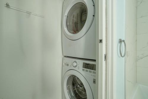 Laundry room - 506-1170 Rue Montcalm, Montréal (Ville-Marie), QC - Indoor Photo Showing Laundry Room
