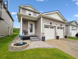 245 WILD ROSE DRIVE  Gravenhurst (Muskoka (S)), ON P1P 0B4