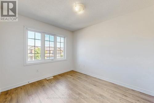 24 Accent Circle, Brampton, ON - Indoor Photo Showing Other Room