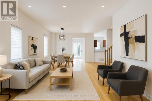 24 Accent Circle, Brampton, ON - Indoor Photo Showing Living Room