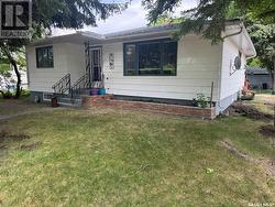 401 2nd AVENUE  Jansen, SK S0K 2B0