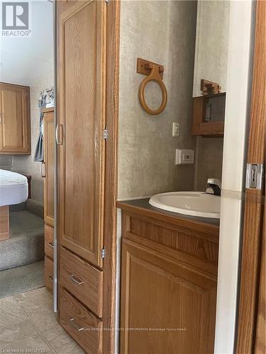 2 - 9 TAMARAC ROAD , Northern Bruce Peninsula, Ontario N0H 2R0 5