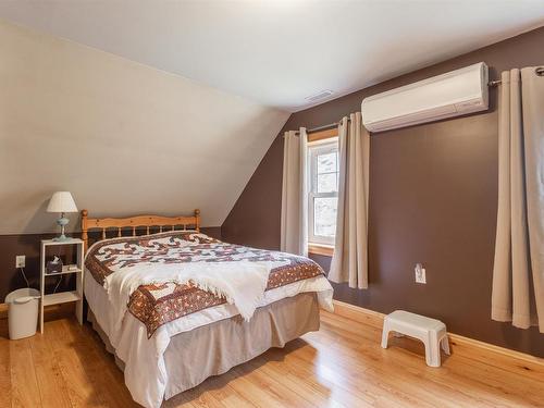 279 Riverview Crescent, Vernon Bridge, PE 