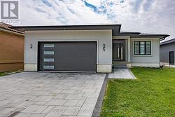 22 - 5 JOHN POUND ROAD  Tillsonburg, ON N4G 5X3