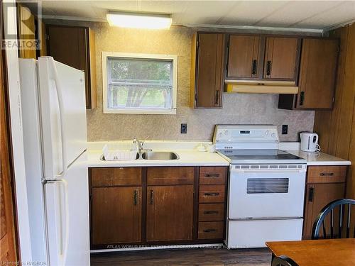 7 - 9 TAMARAC ROAD , Northern Bruce Peninsula, Ontario N0H 2R0 3