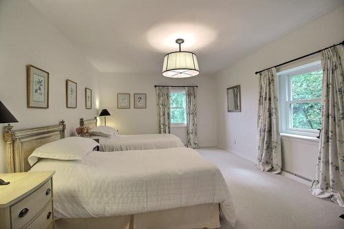 Chambre à coucher - 821 Route 208 O., Hatley - Municipalité, QC - Indoor Photo Showing Bedroom