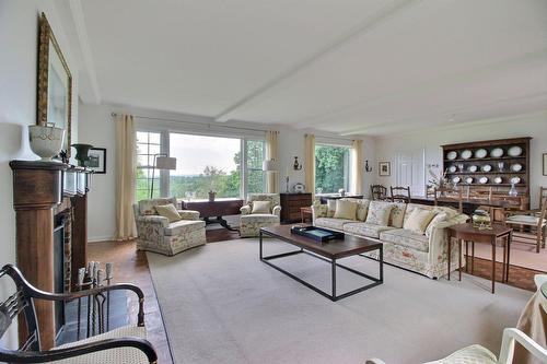 Salon - 821 Route 208 O., Hatley - Municipalité, QC - Indoor Photo Showing Living Room