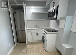 5 - 569 DUFFERIN AVENUE  London East, ON N6B 2A5