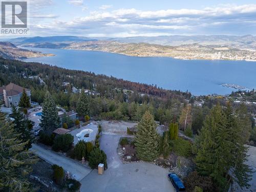 Stunning private location - 911 Guest Road, West Kelowna, BC 