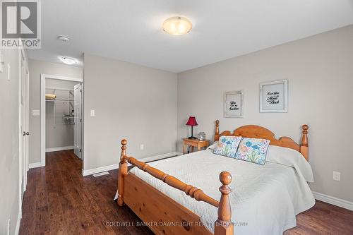 40 Devon Drive, South Huron (Exeter), ON - Indoor Photo Showing Bedroom
