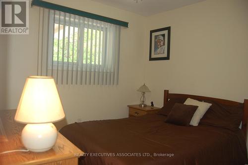 211 Alpine Lake Road, Trent Lakes, ON - Indoor Photo Showing Bedroom