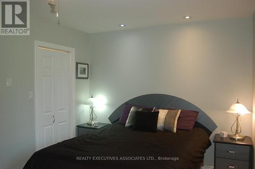 211 Alpine Lake Road, Trent Lakes, ON - Indoor Photo Showing Bedroom