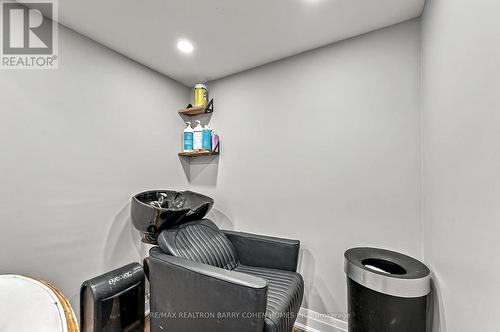 21 Meadowcreek Road, Caledon, ON - Indoor