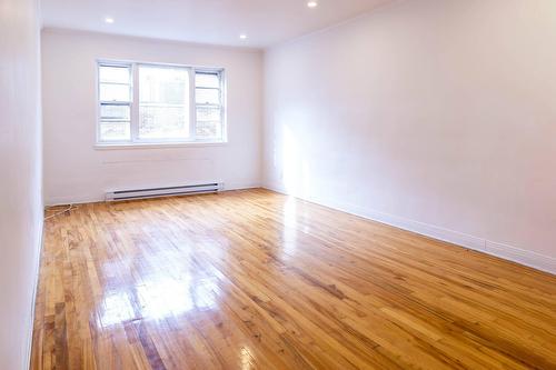 Salon - 12-3485 Av. Ellendale, Montréal (Côte-Des-Neiges/Notre-Dame-De-Grâce), QC - Indoor Photo Showing Other Room