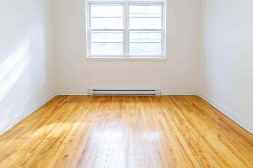 Bedroom - 12-3485 Av. Ellendale, Montréal (Côte-Des-Neiges/Notre-Dame-De-Grâce), QC - Indoor Photo Showing Other Room