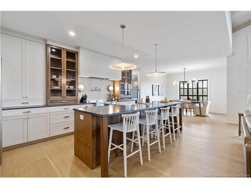 17 Blake Crt, Fredericton, NB 