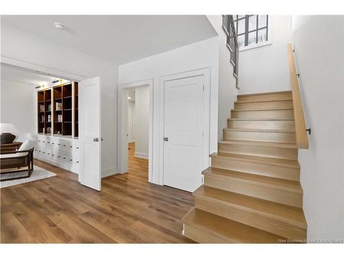 17 Blake Crt, Fredericton, NB 