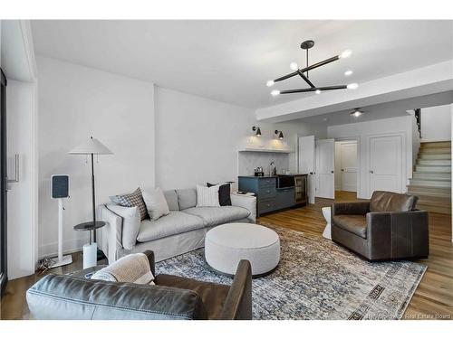 17 Blake Crt, Fredericton, NB 