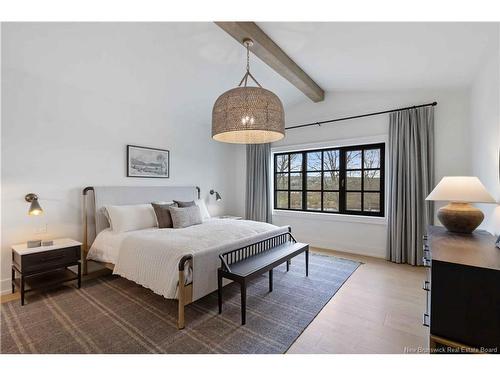 17 Blake Crt, Fredericton, NB 