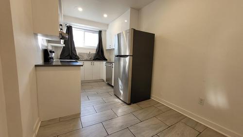 Kitchen - 2-3485 Av. Ellendale, Montréal (Côte-Des-Neiges/Notre-Dame-De-Grâce), QC - Indoor Photo Showing Kitchen