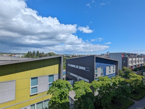 414-767 Tyee Rd, Victoria, BC - Outdoor With Balcony