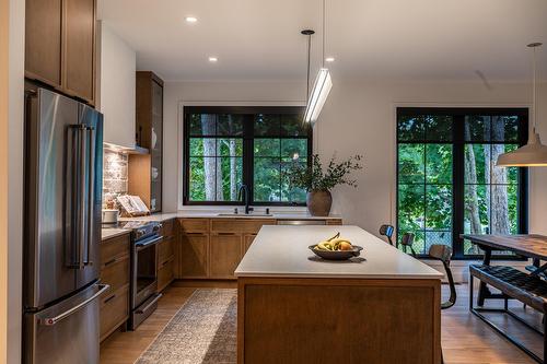 Cuisine - 244 8E Avenue, Richelieu, QC - Indoor Photo Showing Kitchen With Upgraded Kitchen