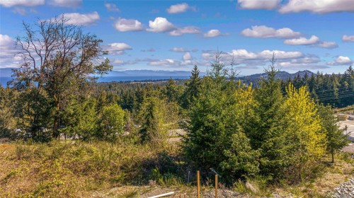 5000 Broad Ridge Pl, Lantzville, BC 