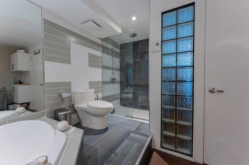 Bathroom - 108-2801 Rue Du Centre, Montréal (Le Sud-Ouest), QC - Indoor Photo Showing Bathroom